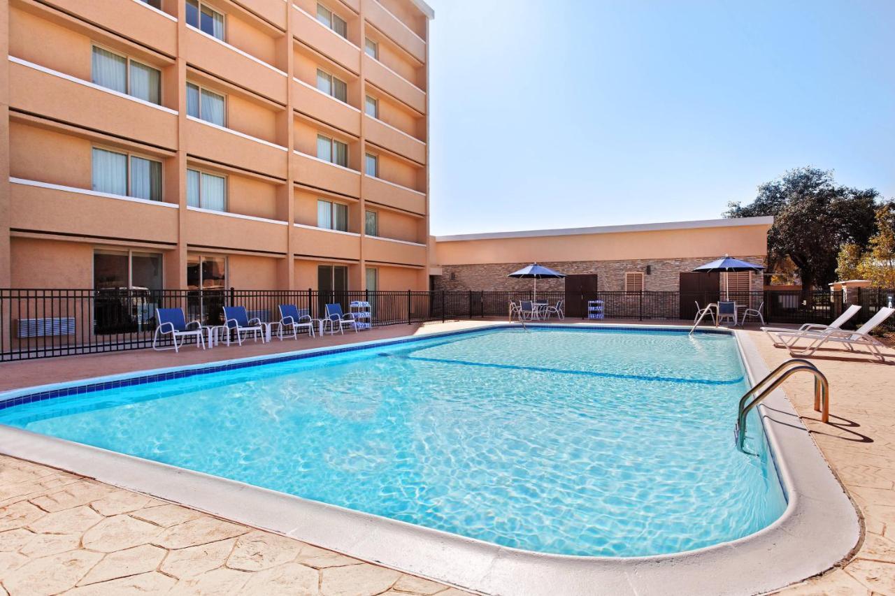 Four Points By Sheraton College Station Esterno foto