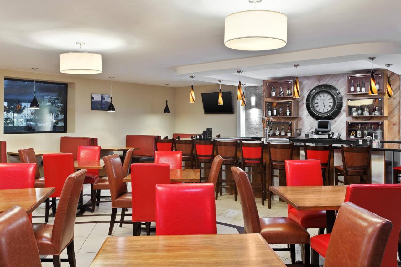 Four Points By Sheraton College Station Esterno foto